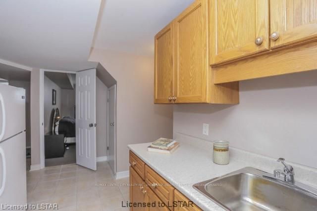Listing Image 25