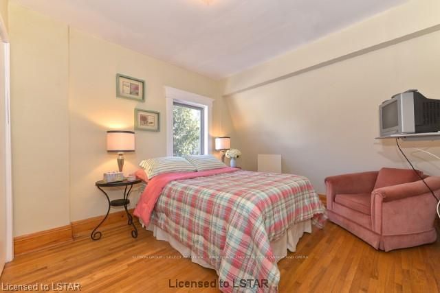 Listing Image 22
