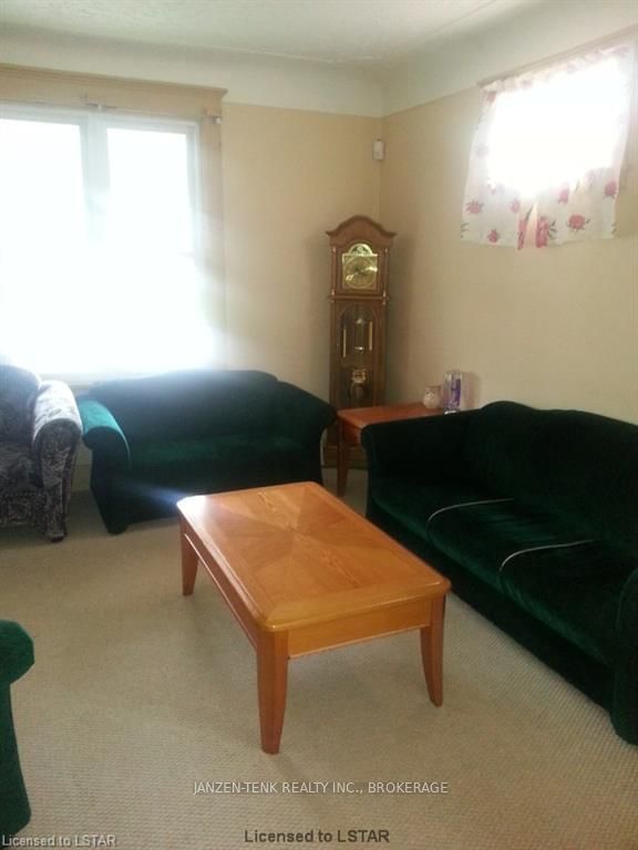 Listing Image 7