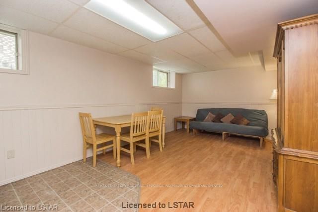 Listing Image 17