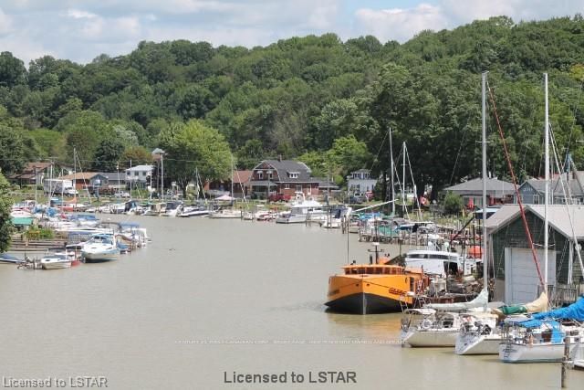Listing Image 18