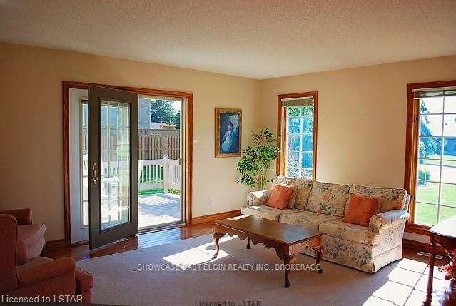 20 Treadwell St, Aylmer, N5H 3B5 | Image 2