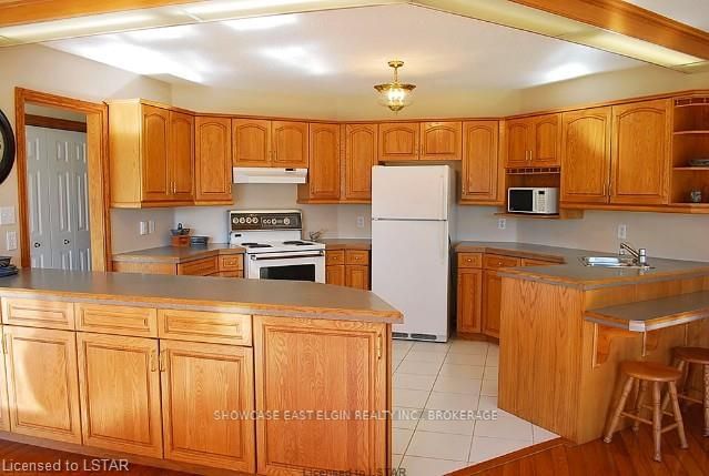 20 Treadwell St, Aylmer, N5H 3B5 | Image 3