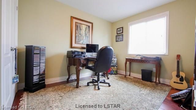 Listing Image 16
