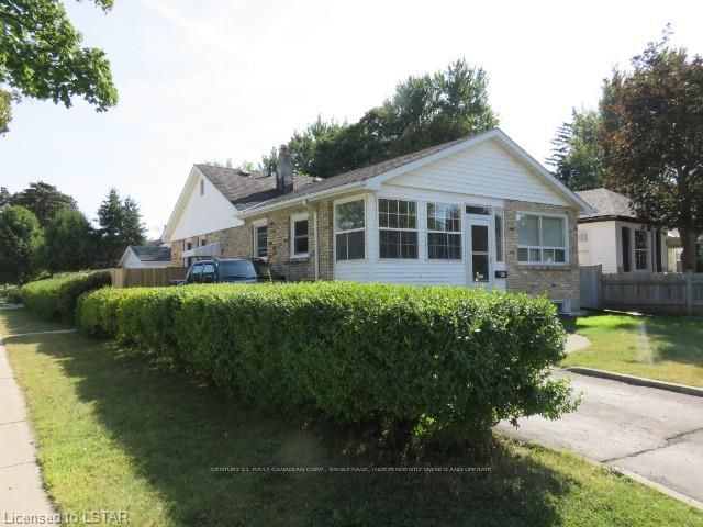 Listing Image 3