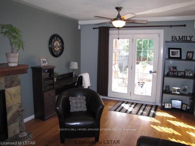 Listing Image 8