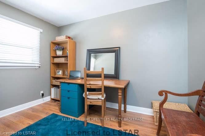 Listing Image 17