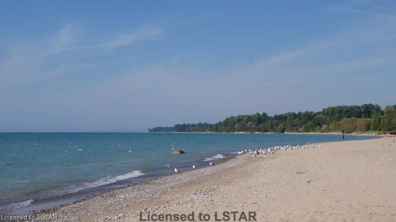 Listing Image 28