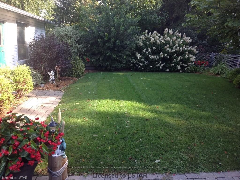 Listing Image 6