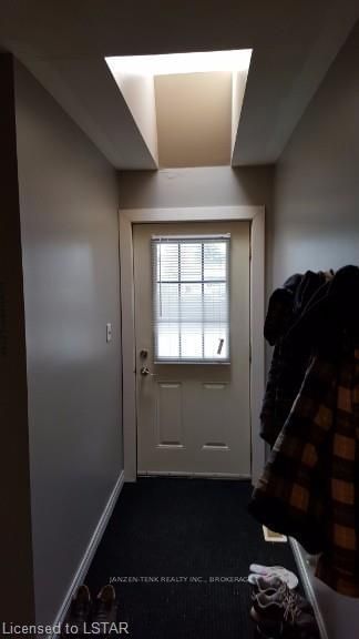 Listing Image 7