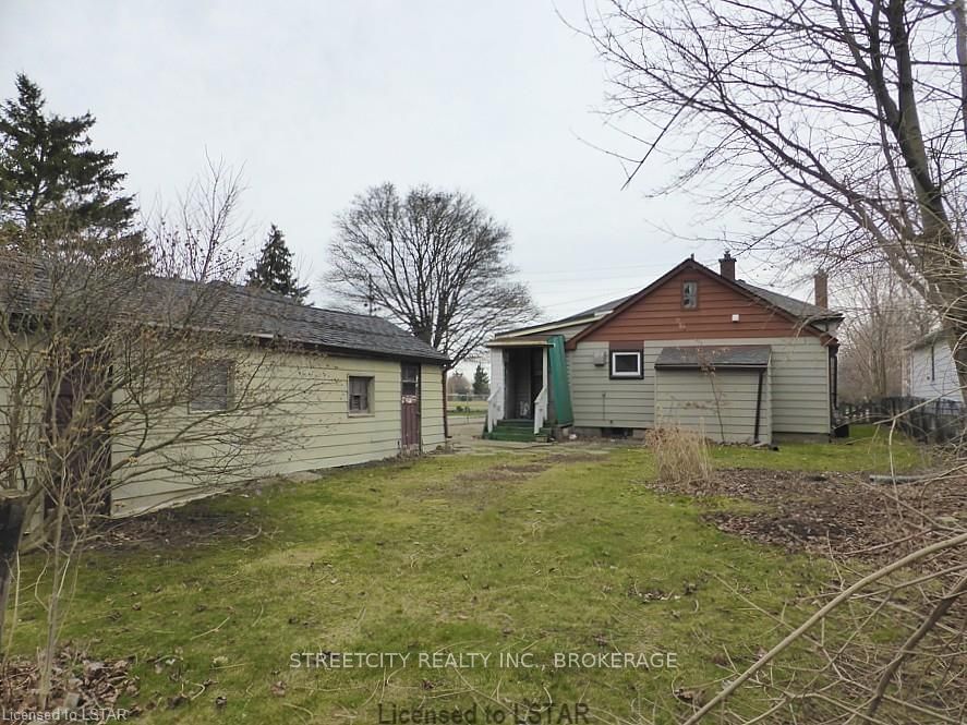 Listing Image 3