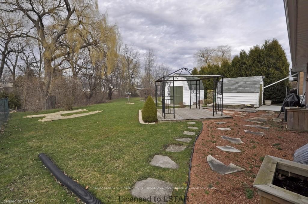 Listing Image 7