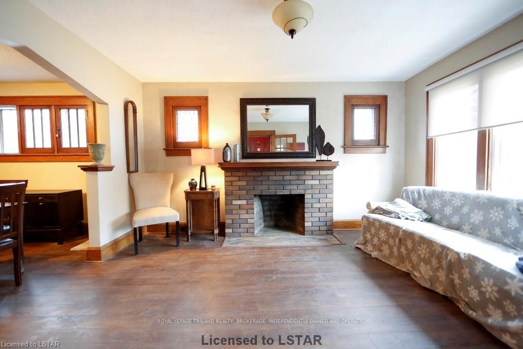 Listing Image 2