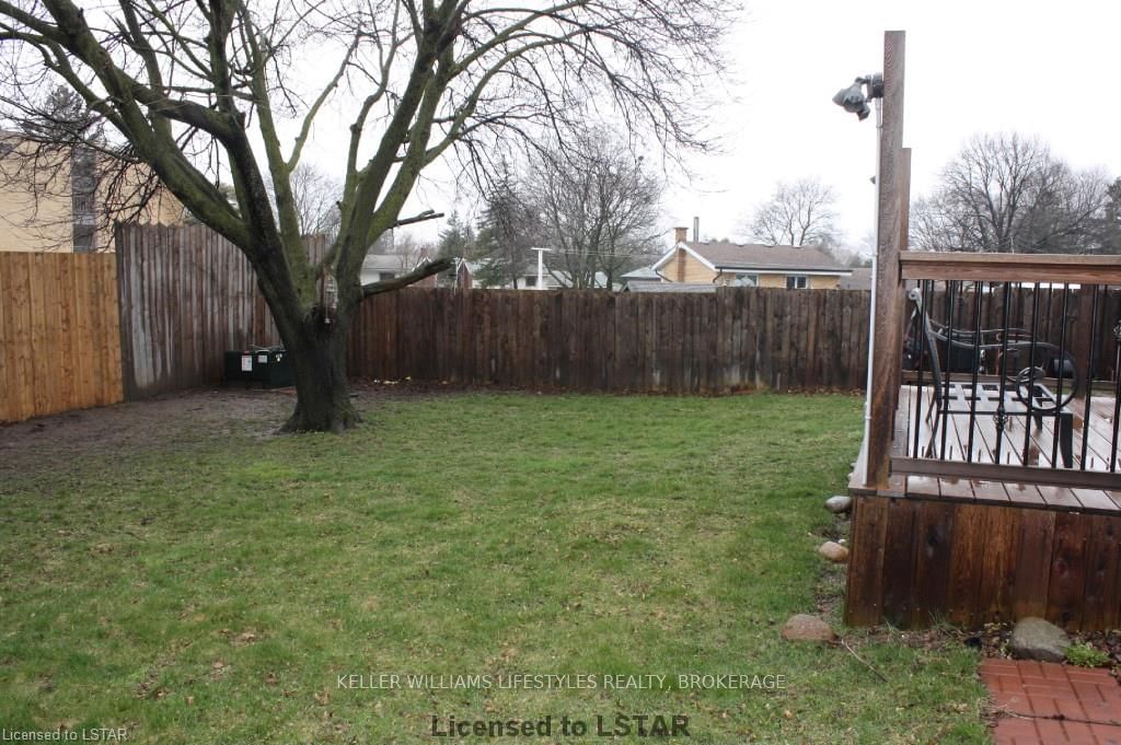 Listing Image 7