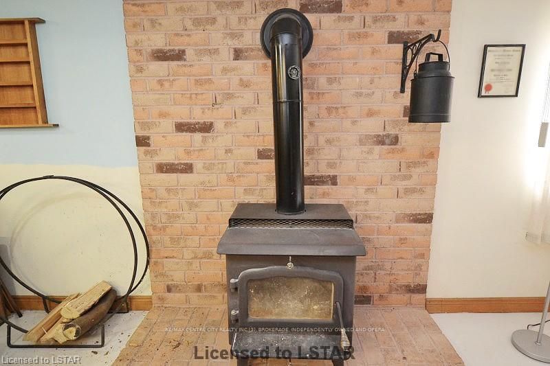 Listing Image 16