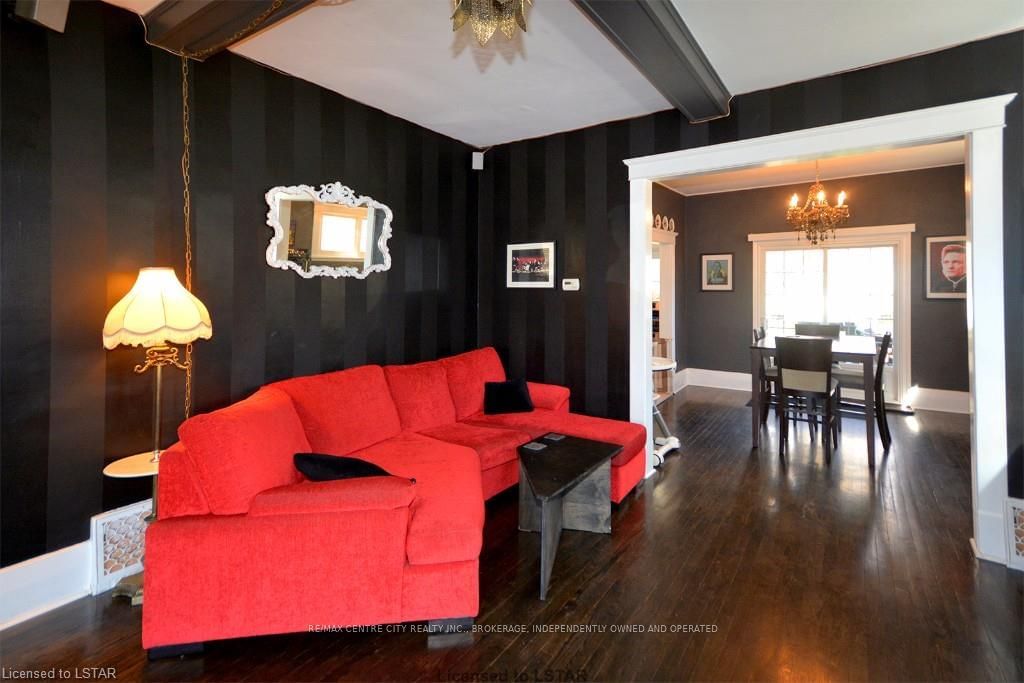 Listing Image 5