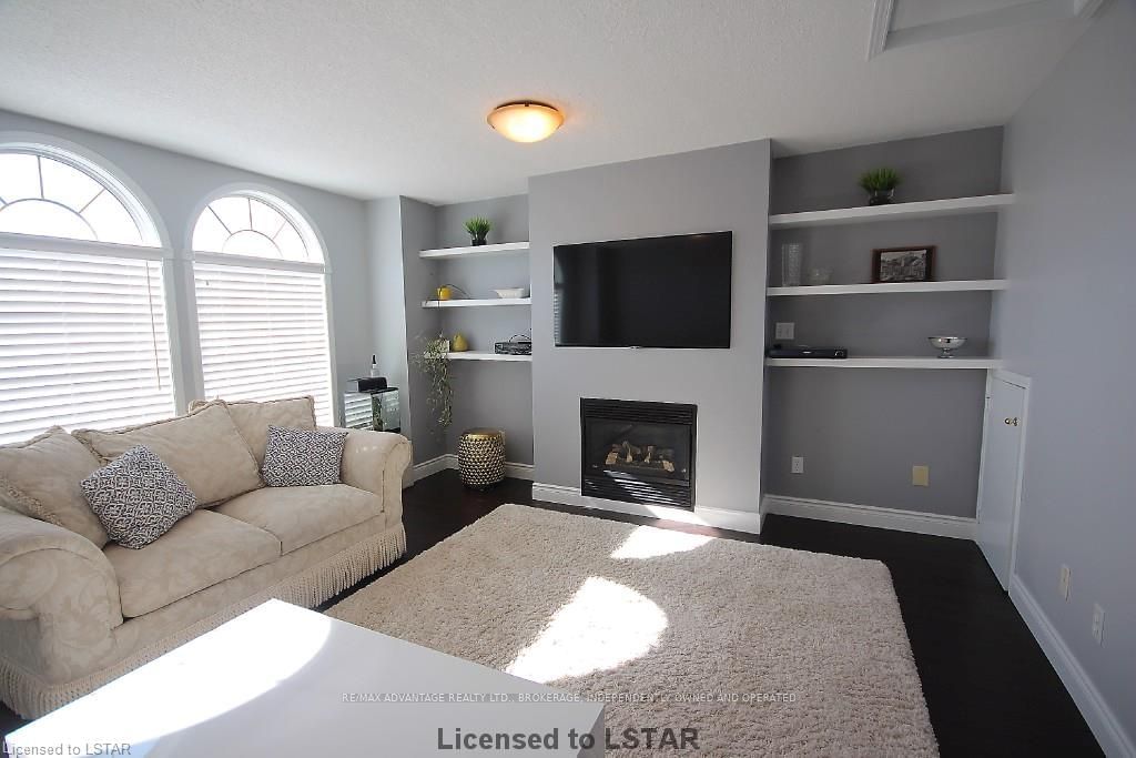 Listing Image 15