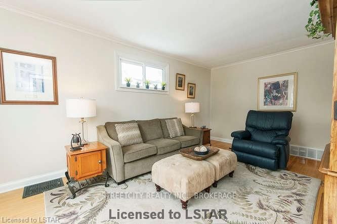 Listing Image 30