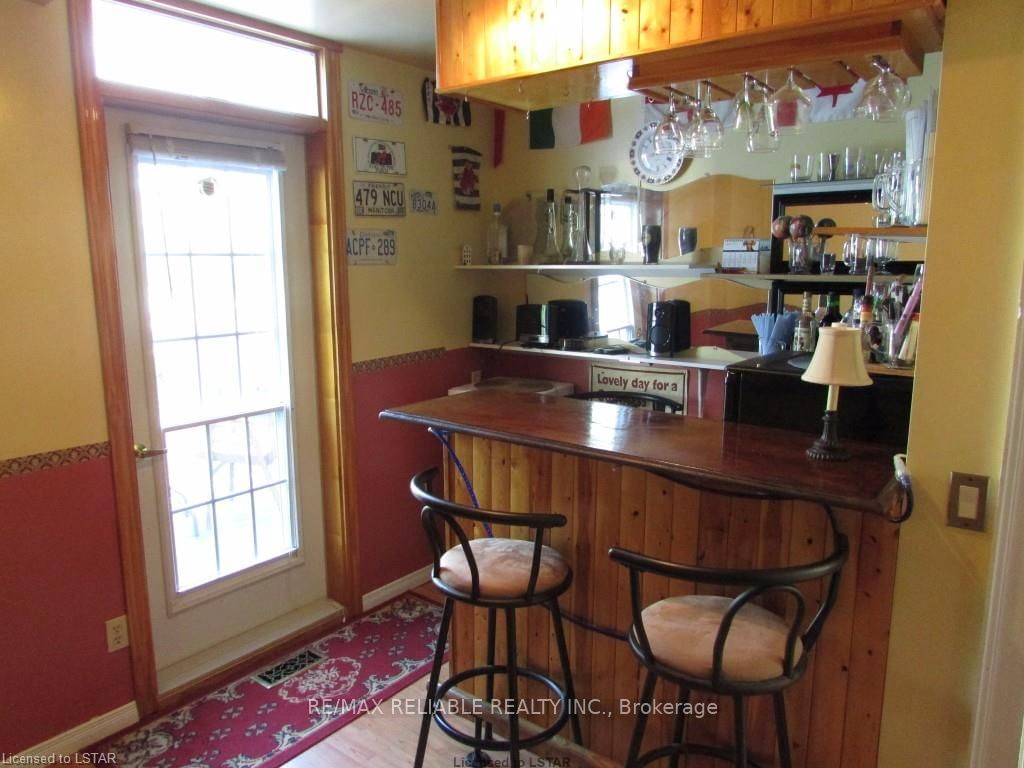Listing Image 16