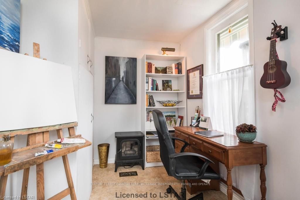 Listing Image 12