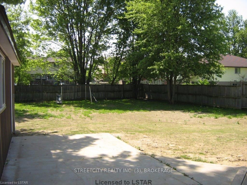 Listing Image 7