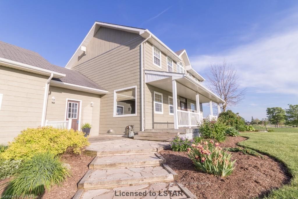 Listing Image 3
