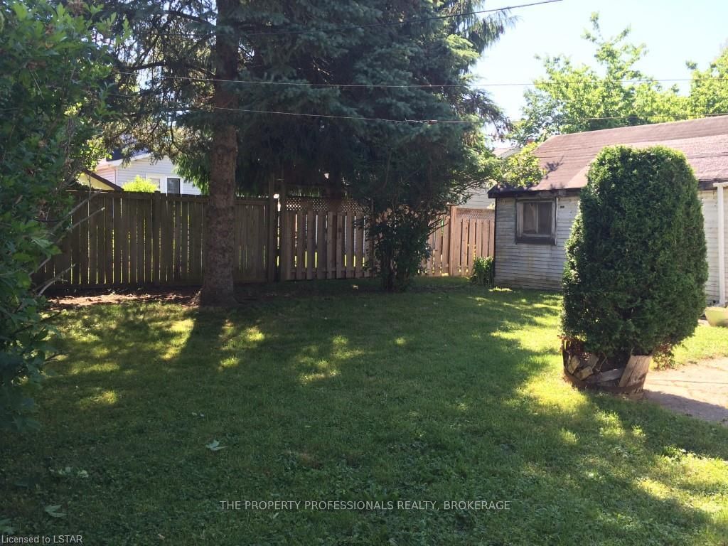 Listing Image 5