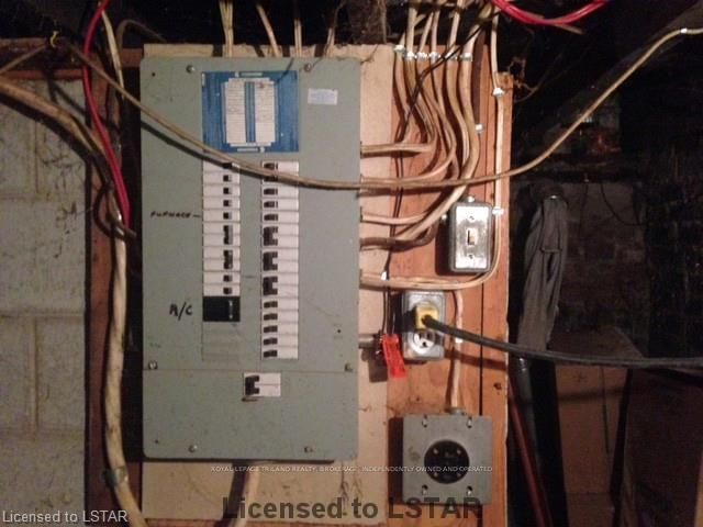 Listing Image 7