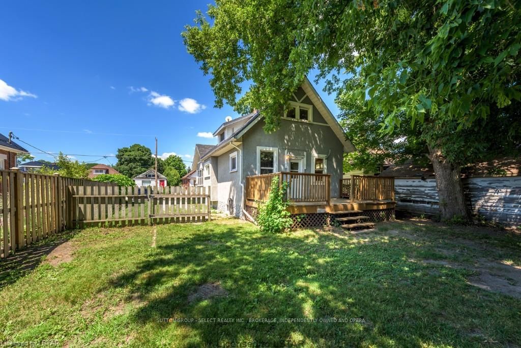 Listing Image 3