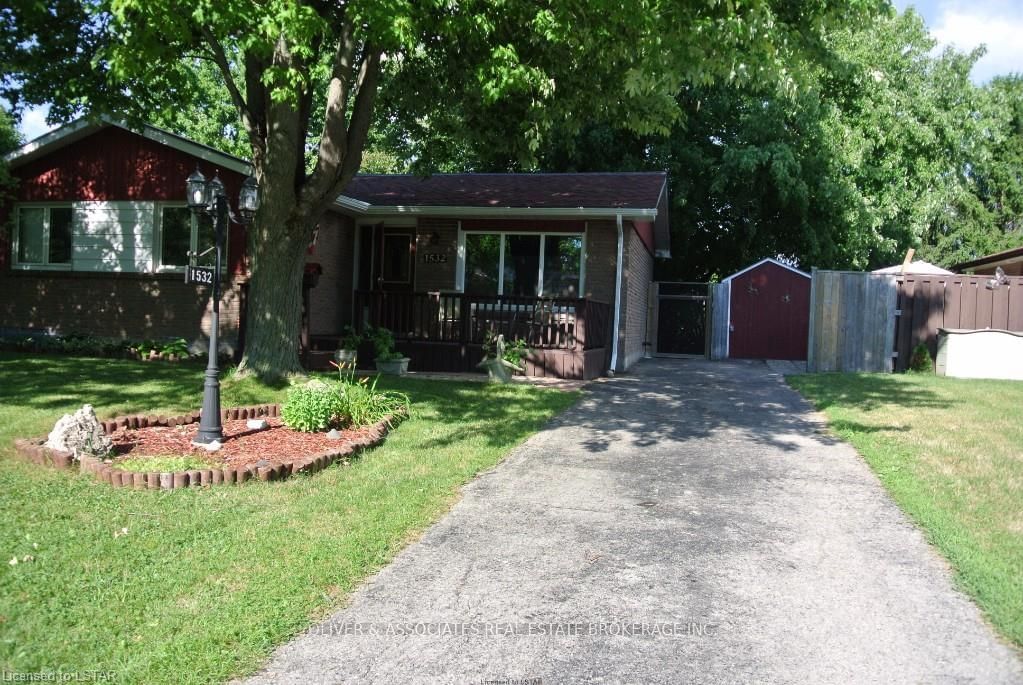 Listing photo 2