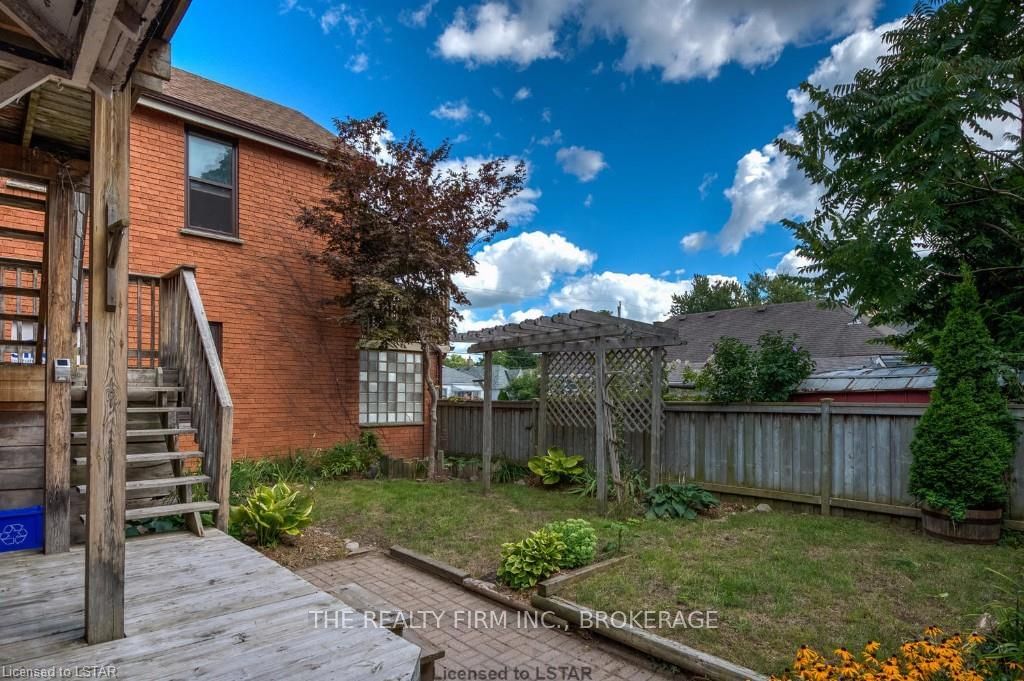 Listing Image 3