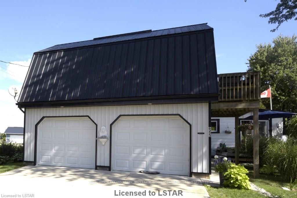 Listing Image 3