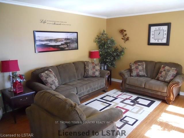 66 Aldborough Ave, St. Thomas, N5R 5H2 | Image 3