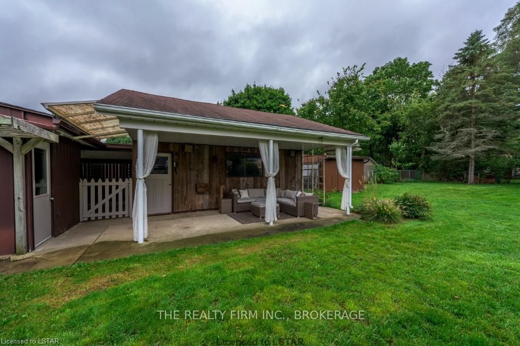 Listing Image 7
