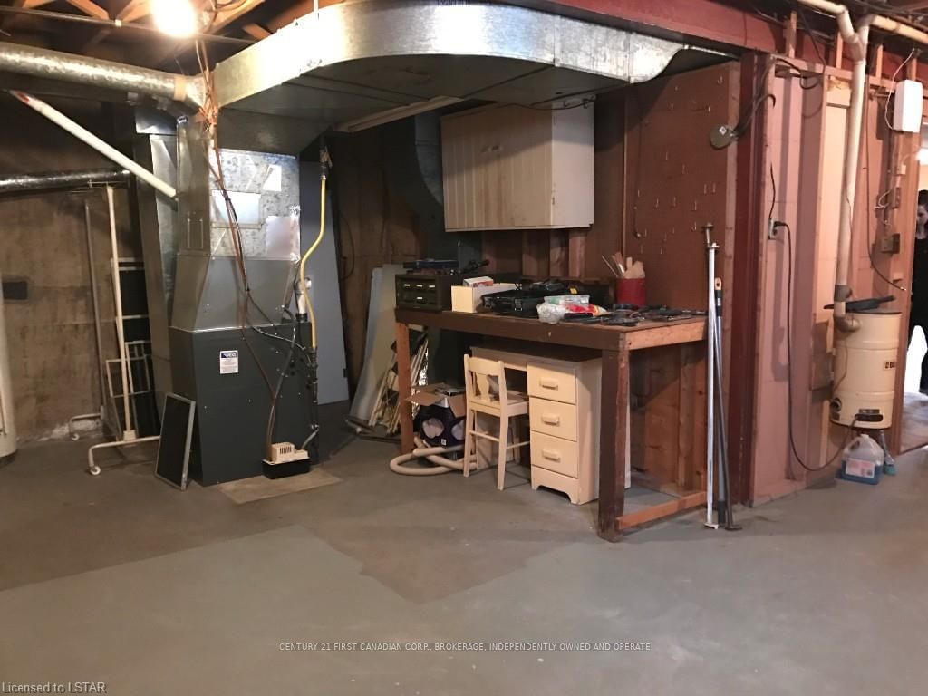 Listing Image 17