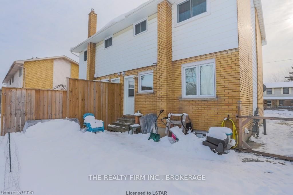 Listing Image 3