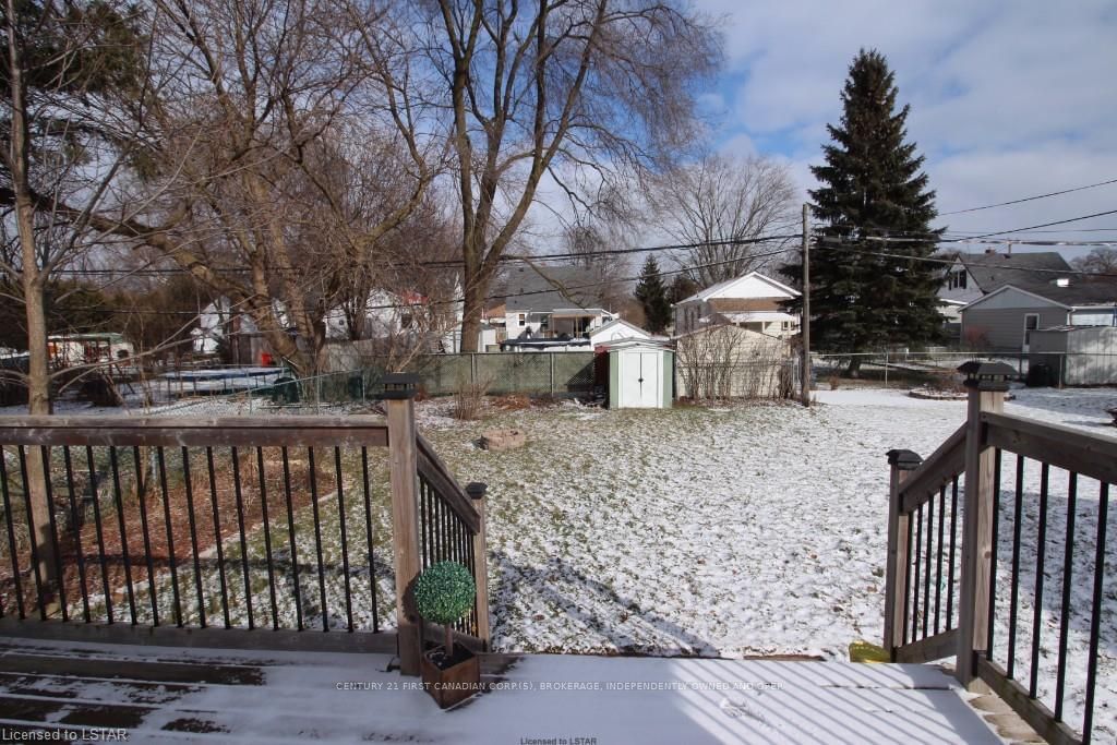 Listing photo 4