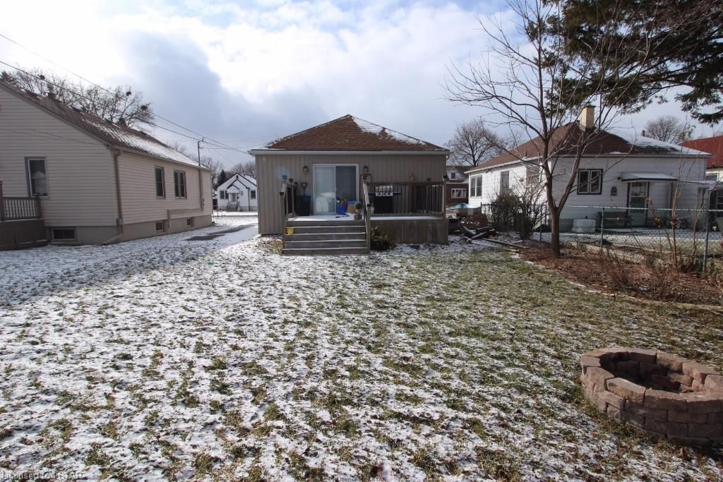 Listing Image 7