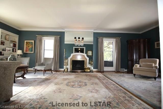 Listing Image 4