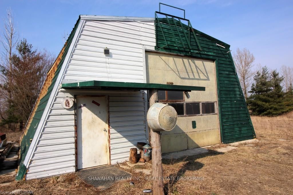 Listing Image 7