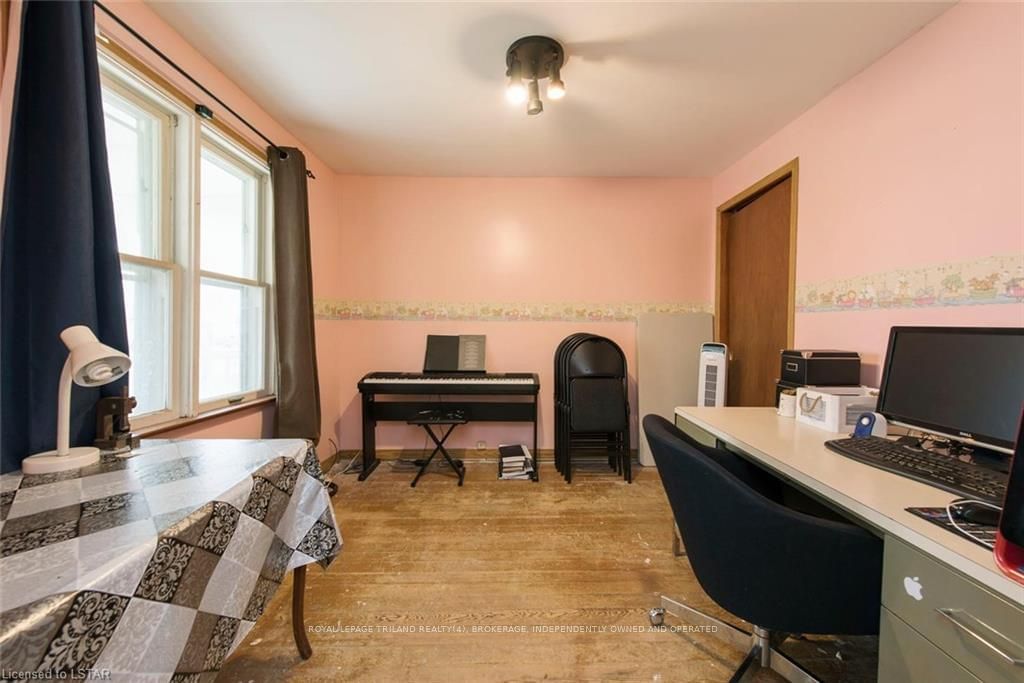 Listing Image 22