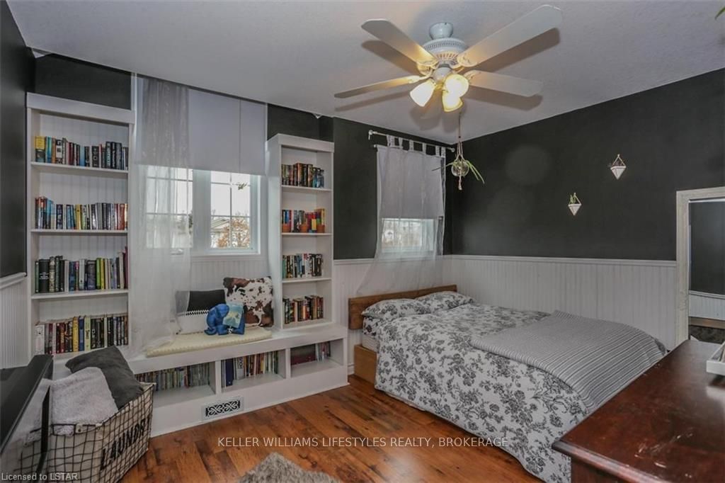 Listing Image 19