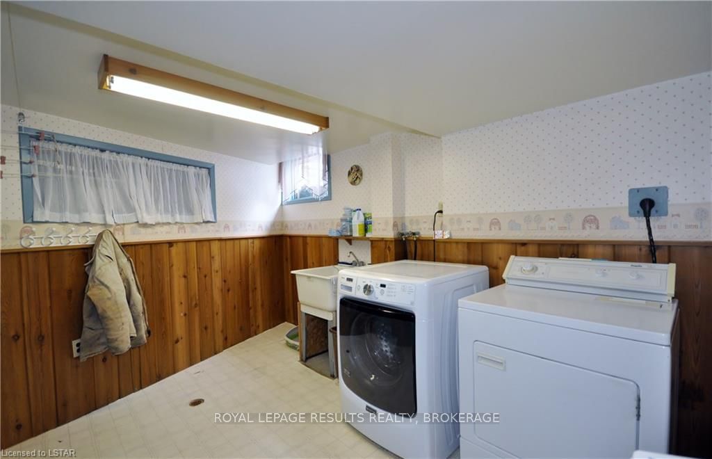 Listing Image 30