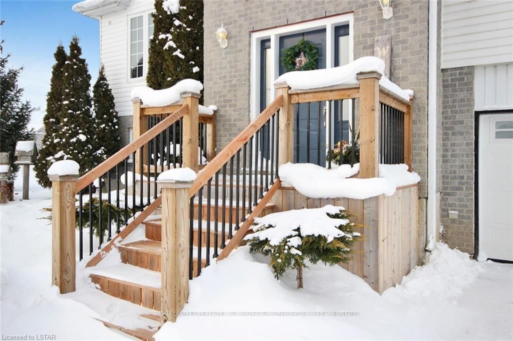 Listing Image 3