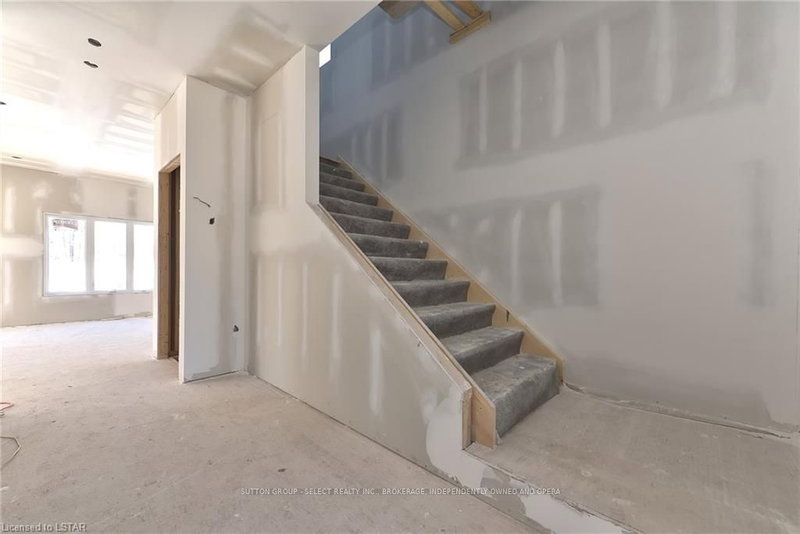 279 Oak St, Lucan Biddulph, N0M 2J0 | Image 2