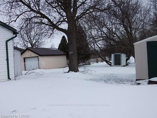 Listing Image 5