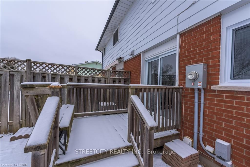 Listing Image 27