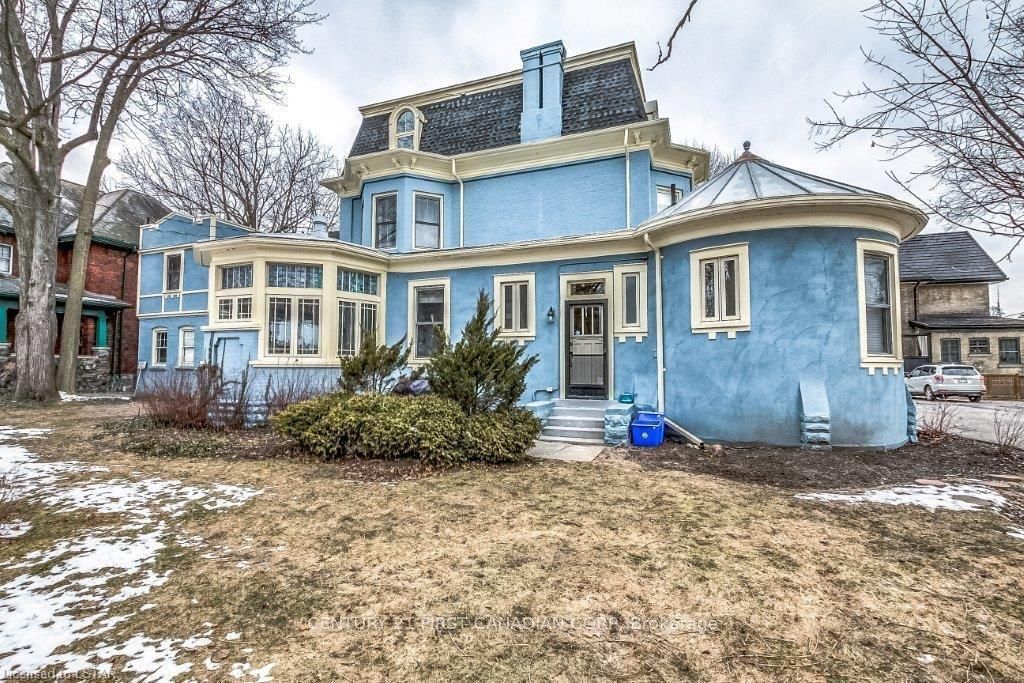 Listing Image 2