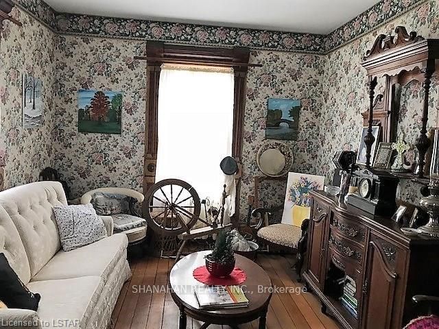 Listing Image 2