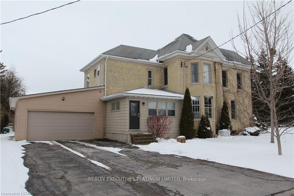 Listing Image 4